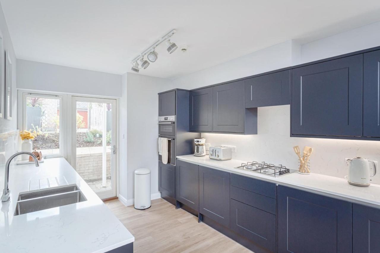 3 Bedroom Jesus Green Townhouse With Parking Cambridge  Exterior photo