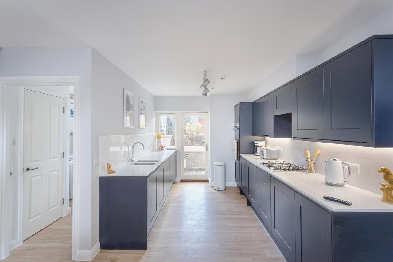 3 Bedroom Jesus Green Townhouse With Parking Cambridge  Exterior photo